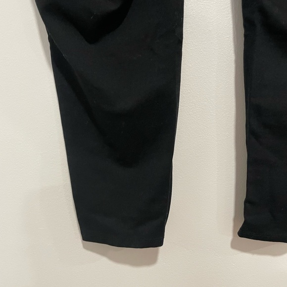 Women’s Black Pants ankle length 2X stretch pull on Yarn & Sea faux pocket - Picture 3 of 11